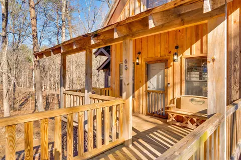 65 Rocky Top Trl, Trenton, GA 30752