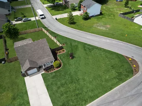 918 Canyon Creek Dr, Lebanon, TN 37087