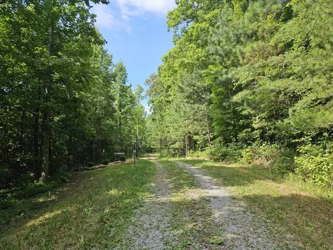 156 Gage Ln, Ocoee, TN 37361 photo 2