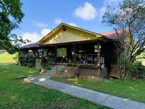 1959 Haley Rd, Smithville, TN 37166