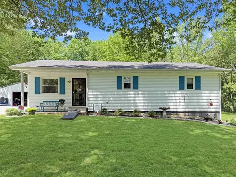 1075 Sandys Camp Rd, Big Sandy, TN 38221