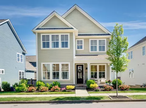 3216 Vinemont Dr, Thompsons Station, TN 37179