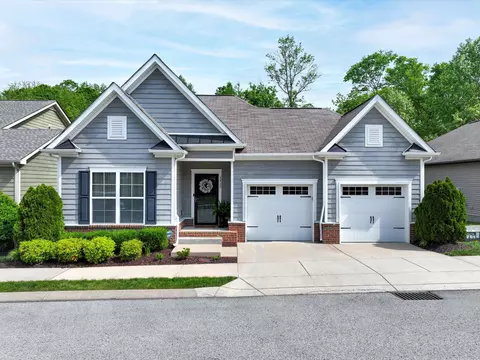 2430 Duxbury Dr, Columbia, TN 38401