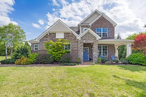 2303 Dewey Dr, Spring Hill, TN 37174