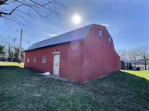 Other - 828 Pond Rd, Dickson, TN 37055 photo 2 of 7