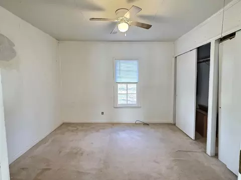 Bedroom - 828 Pond Rd, Dickson, TN 37055 photo 2 of 2