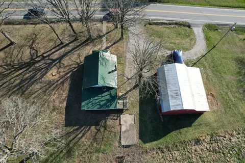 View/Area - 828 Pond Rd, Dickson, TN 37055 photo 2 of 2