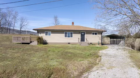 350 Nine Mile Cross Rd, Pikeville, TN 37367