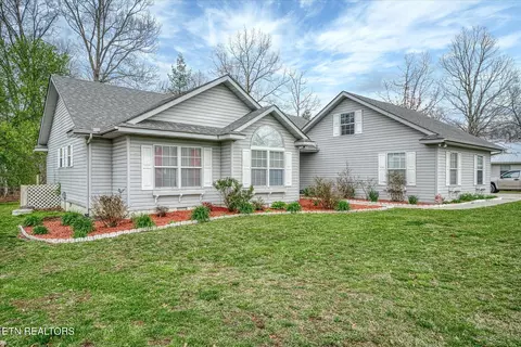 262 Canary Dr, Crossville, TN 38555