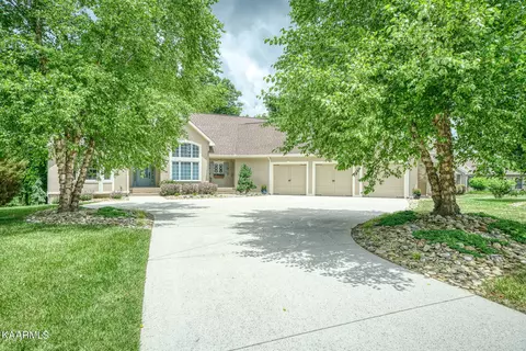 139 Hickory Ridge Ln, Crossville, TN 38558