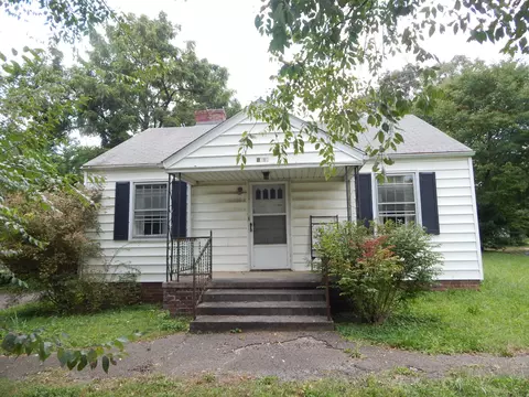 1747 N Wright Rd, Alcoa, TN 37701 photo 1