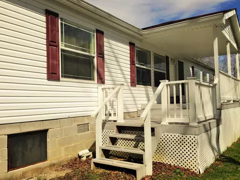 143 Howard Human Rd, Lancing, TN 37770 photo 12