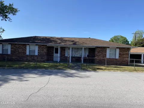 312 E 2nd Ave, Oneida, TN 37841 photo 1