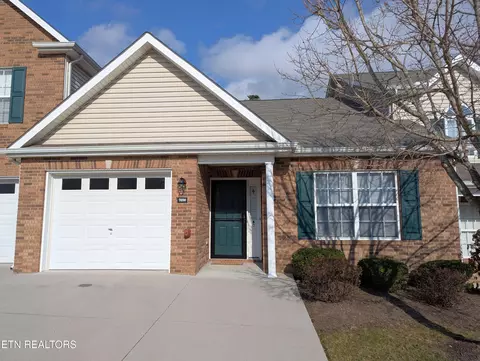 7030 La Christa Way, Knoxville, TN 37921