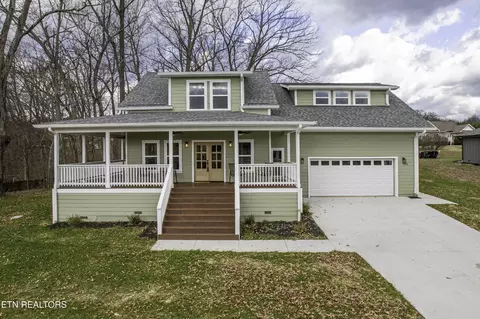 5067 N Wildwood Rd, Maryville, TN 37804