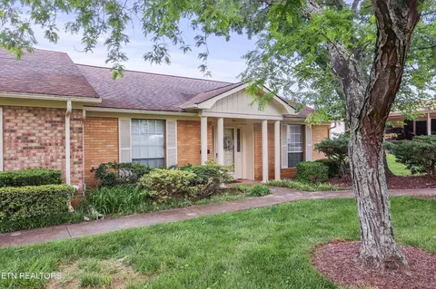 7914 Gleason Dr #1096, Knoxville, TN 37919
