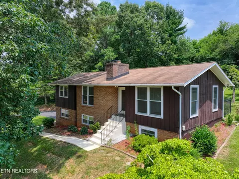 5320 Yosemite Tr, Knoxville, TN 37909
