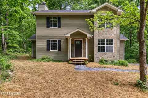 226 Skyline Ln, Powell, TN 37849