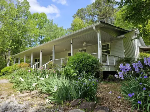209 Old Johnston Valley Rd, Kingston, TN 37763