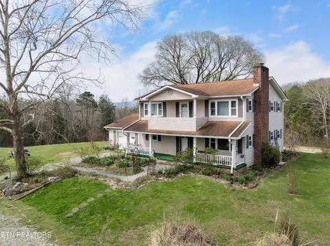 125 Lick Creek Rd, Tellico Plains, TN 37385