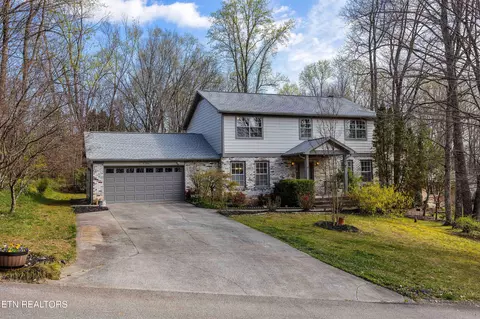 1104 Hickory Tr, Knoxville, TN 37932