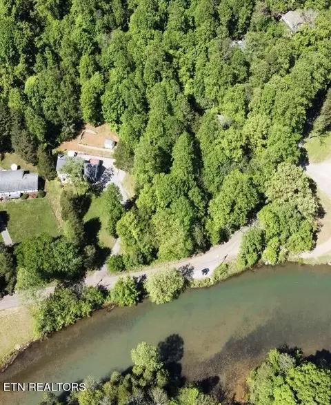2117 Everett Rd, Knoxville, TN 37932