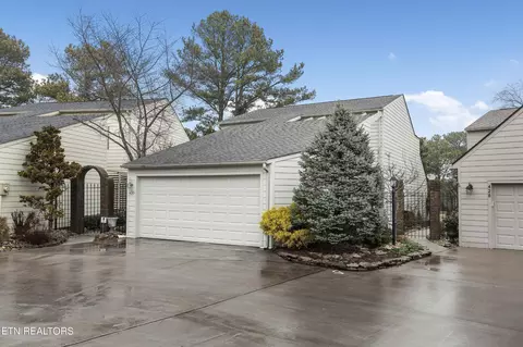 430 Lost Tree Ln, Knoxville, TN 37934