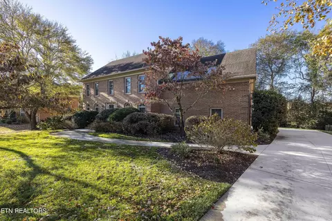648 Sedgley Dr, Knoxville, TN 37922