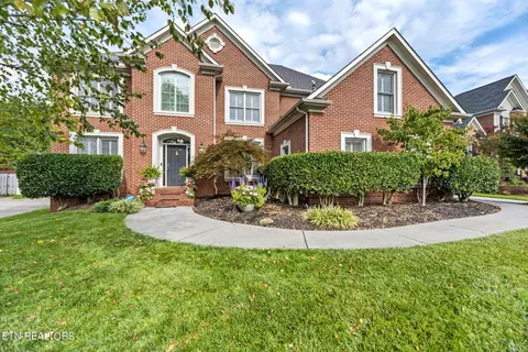 9113 Hailes Abbey Ln, Knoxville, TN 37922