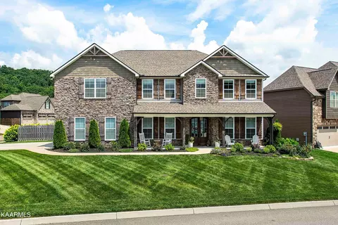 1822 Pierceson Point Ln, Knoxville, TN 37932