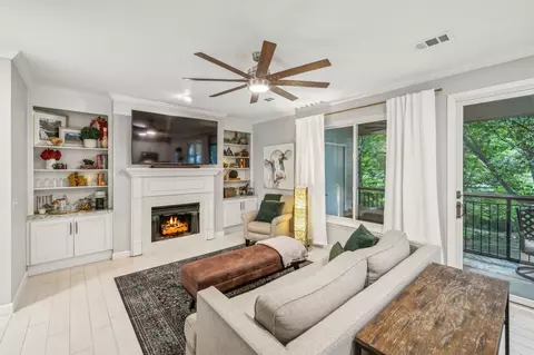 7245 Highway 70 S #208, Nashville, TN 37221