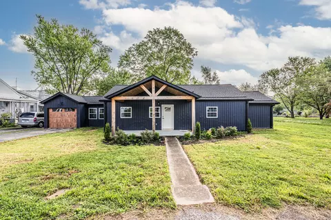 204 Wilson Ave, Auburn, KY 42206