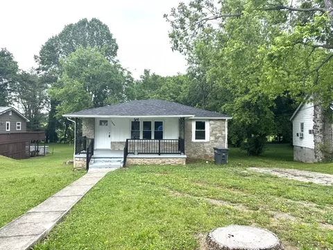 1203 Mcdonald St, Fayetteville, TN 37334