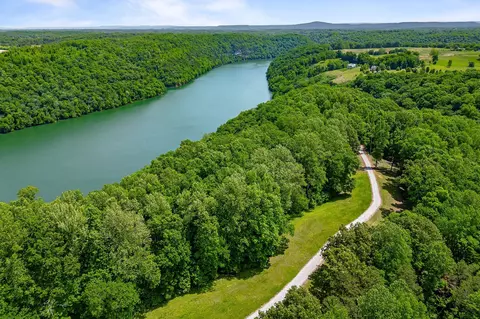 7 Potts Camp Rd # L, Smithville, TN 37166