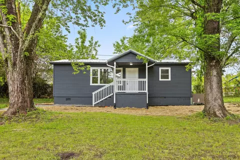 97 Baker St, Tracy City, TN 37387