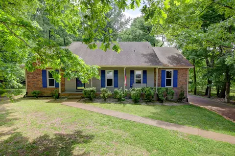 1420 E Rhett Butler Rd, Clarksville, TN 37042