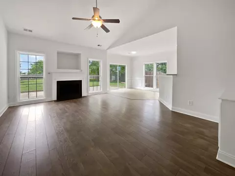Living - 3327 Monoco Dr, Spring Hill, TN 37174 photo 2 of 3