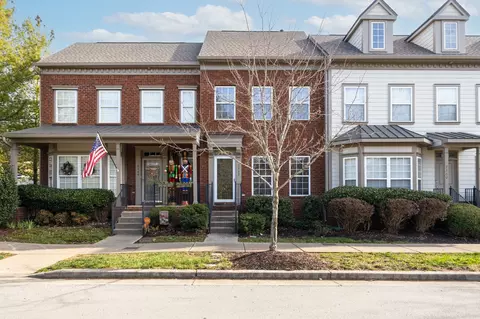 7162 Sunnywood Dr, Nashville, TN 37211