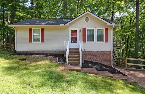 1049 Hollis Ln, White House, TN 37188