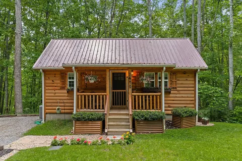 1470 Plateau Dr, Smithville, TN 37166