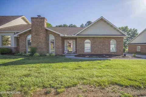 3805 Whitworth Dr, Knoxville, TN 37938