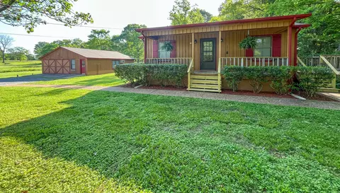 6972 Millersburg Rd, Christiana, TN 37037