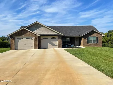 223 Anchor Ct, Dandridge, TN 37725 photo 1