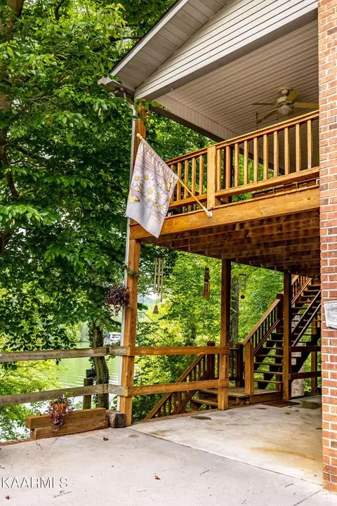 202 E Cove Dr, Greenback, TN 37742 photo 8