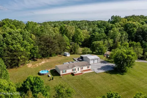 1614 Tom Mccall Rd, Maryville, TN 37801