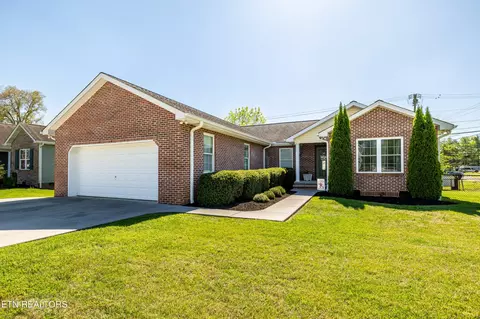 7601 Water Tower Rd, Knoxville, TN 37920