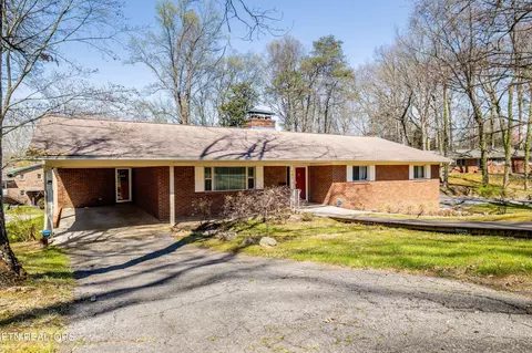107 Piedmont Cir, Maryville, TN 37803