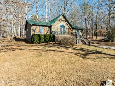 3811 Twin Island Dr, Maryville, TN 37804