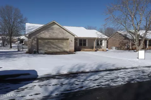 2103 Raulston View Dr, Maryville, TN 37803