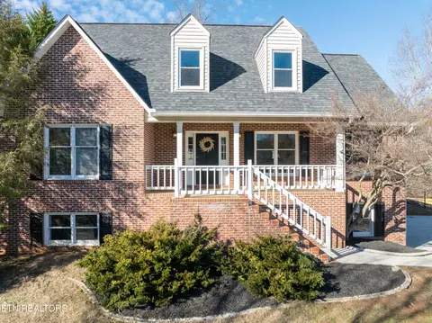2103 Waterloo Rd, Maryville, TN 37803